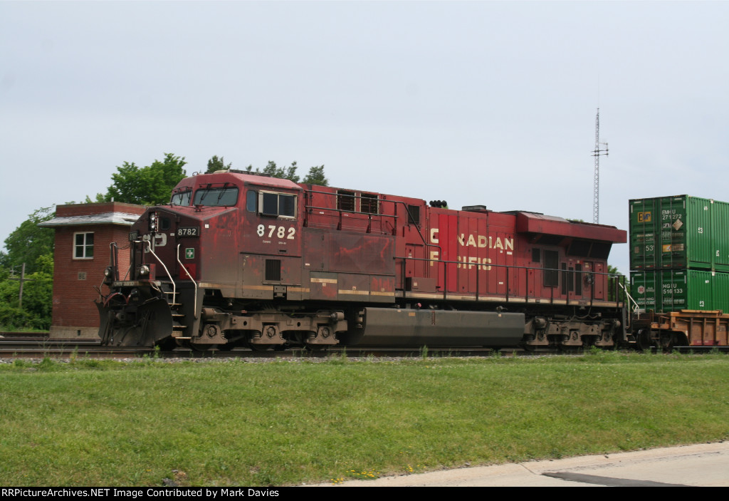 CP 8782
